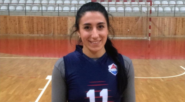 Müge Ocakçı Küçükyalı Yelken Spor'da