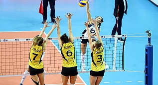 AXA Sigorta Bayanlar Kupa Voley Yarı Final – VakıfBank – Fenerbahçe Opet