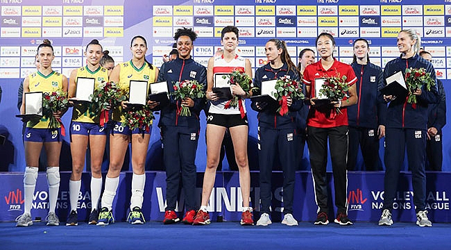 Ebrar Karakurt, FIVB Milletler Ligi Rüya Takımı'nda ...