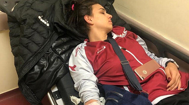 Voleybolcular hastanelik olunca maç ertelendi!