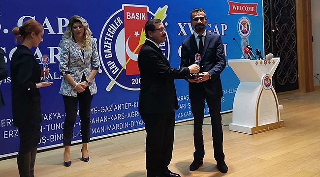 TVF Başkanı Üstündağ’a Yılın En Başarılı Spor Adamı Ödülü