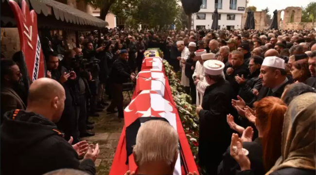 Kuzey Kıbrıslı oyuncular son yolculuğuna uğurlandı