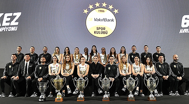 Şampiyonlar Ligi Şampiyonu VakıfBank basınla buluştu