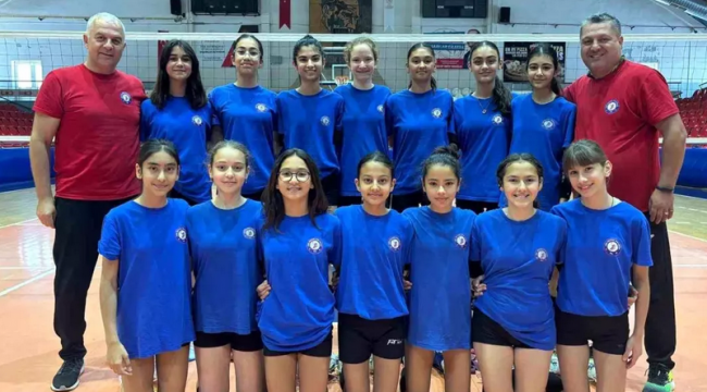Söke Voleybol Takımı, Midi Kızlar Bölge Şampiyonası'nda Birinci Oldu