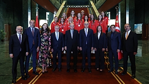 Cumhurbaşkanı Erdoğan, Filenin Sultanları’nı Kabul Etti