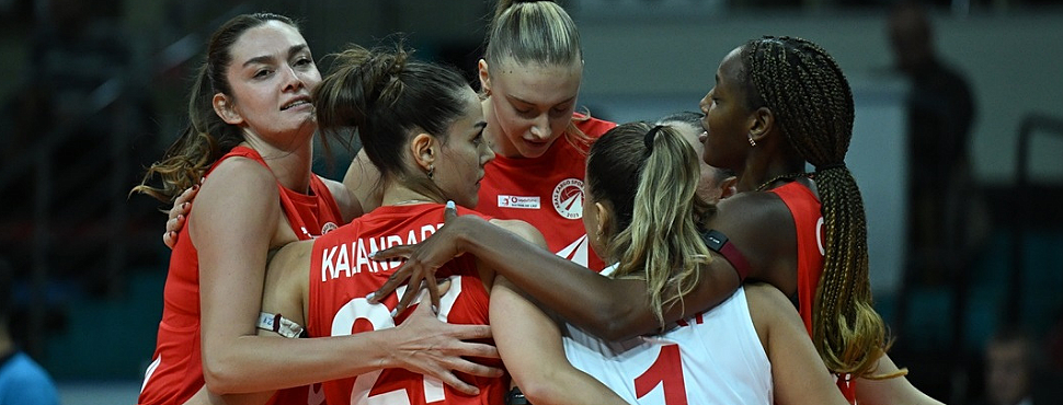 Aras Spor Kupa Voley’e galibiyetle başladı