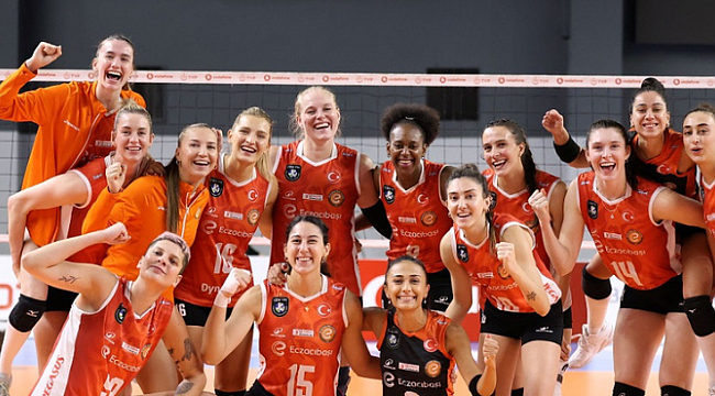 Eczacıbaşı Dynavit'ten 3-0'lik galibiyet