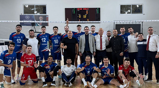 İstanbul Büyükşehir Belediyespor lige galibiyetle başladı