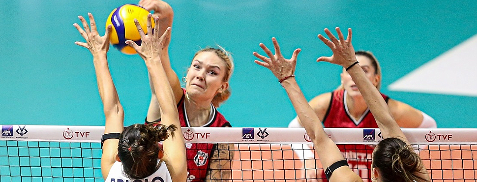 Kupa Voley'de İlbank Beşiktaş'ı yendi