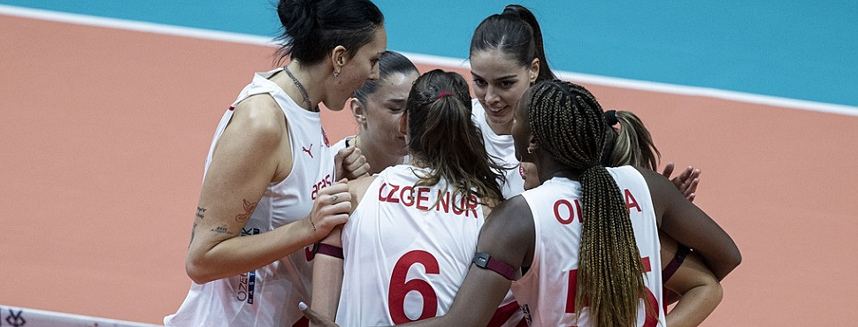 Nilüfer'i yenen Aras çeyrek finalde