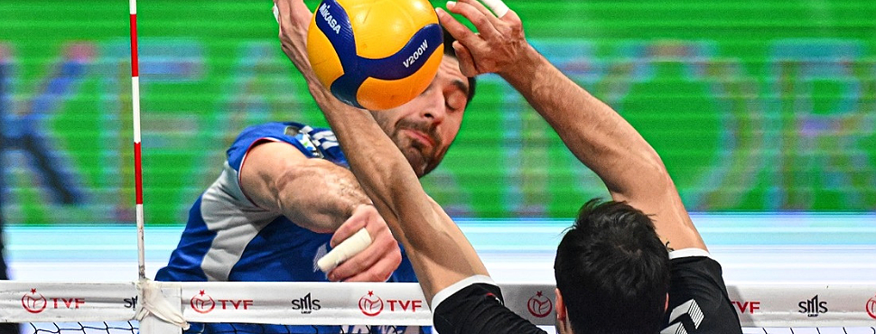 Halkbank Akkuş'a set vermedi