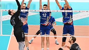 SMS Grup Efeler Ligi'nde İlk Devre Sona Erdi