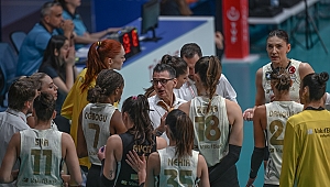 VakıfBank Sultanlar Ligi'nde set vermeden kazanmaya devam ediyor