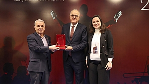 TVF Başkanı Mehmet Akif Üstündağ Liderlik Kampı'na Katıldı