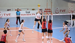 TVF Voleybol Kadınlar 2. Ligi'nde Çeyrek Final Etabı Sona Erdi