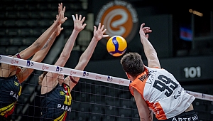 2026 Kadınlar AXA Sigorta Kupa Voley'de Çeyrek Final Etabı Başladı