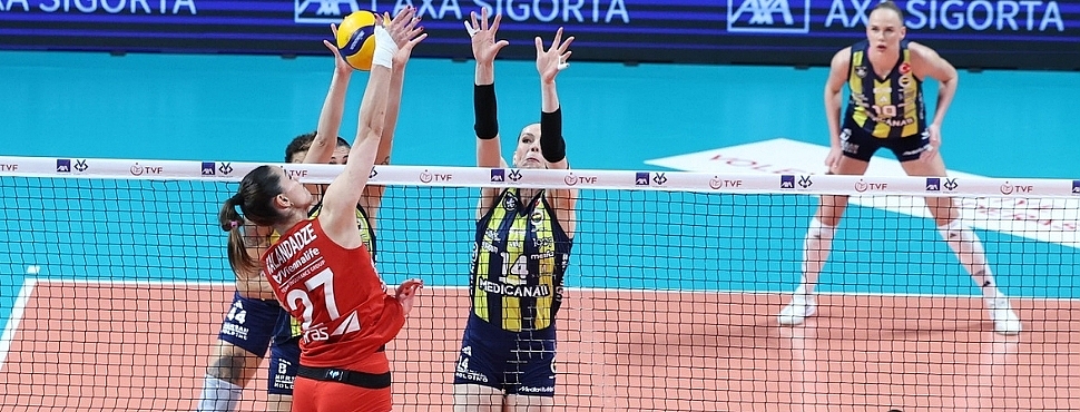 2026 Kadınlar AXA Sigorta Kupa Voley'de Çeyrek Final Etabı Karşılaşmaları Devam Ediyor