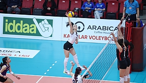 Arabica Coffee House Kadınlar 1. Ligi'nde Yarı Final Etabının 2. Günü Sona Erdi