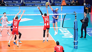 SMS Grup Efeler Ligi'nde Play-Off 3-4 Etabı Başladı