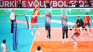 SMS Grup Efeler Ligi'nde Play-Off Final Etabı Başladı