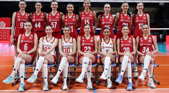 Sultanlar, Polonya engelini tie-break’te geçti!