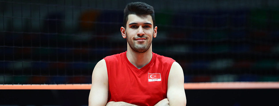 Efe Bayram kariyerine İtalya'da devam ediyor