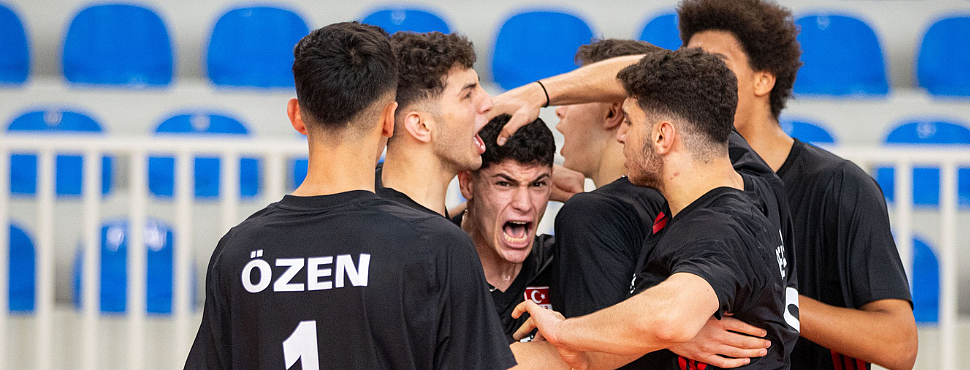U18 Erkek Milli Takımımız, Balkan Şampiyonası'nda yarı finale yükseldi