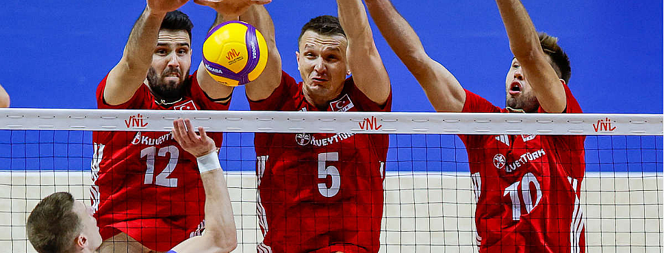 Filenin Efeleri, Ukrayna'yı 3-2 Mağlup Etti