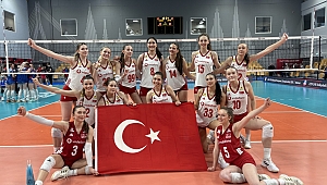 U18 Kadın Milli Takımımız, namağlup yarı finalde