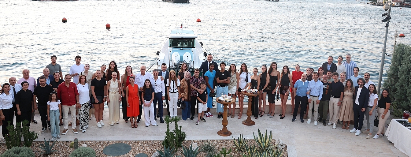 Filenin Sultanları Yemekte Bir Araya Geldi