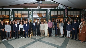 Koç Topluluğu’ndan A Millî Kadın Voleybol Takımı’na Gönülden Destek