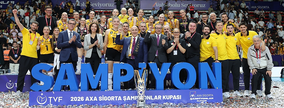 VakıfBank Spor Kulübü 40 yıllık tarihinde  44. kupasını kazandı